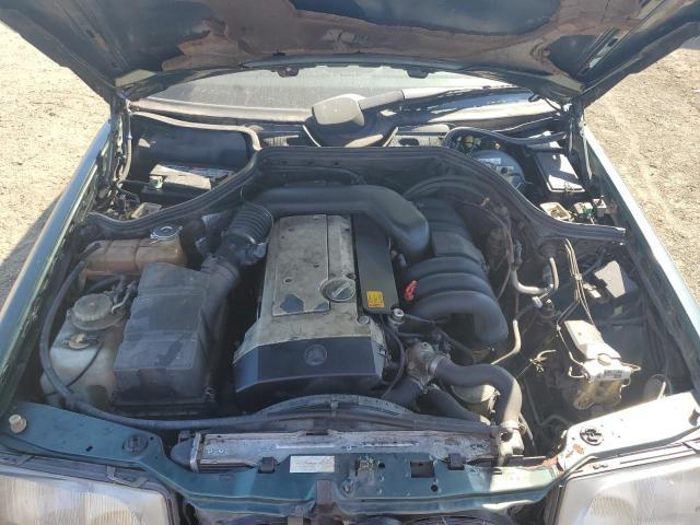 1995 Mercedes-Benz E 320 Base