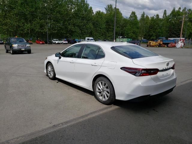 2022 Toyota Camry LE