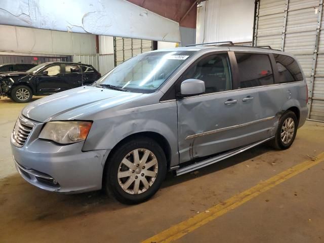 2013 Chrysler Town & Country Touring