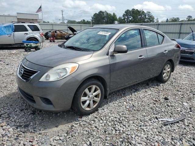 2014 Nissan Versa S