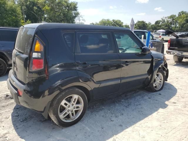 2011 KIA Soul +