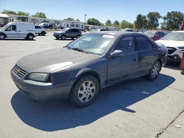 1998 Toyota Camry LE