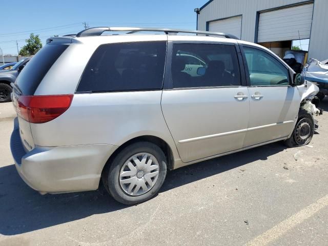 2004 Toyota Sienna CE