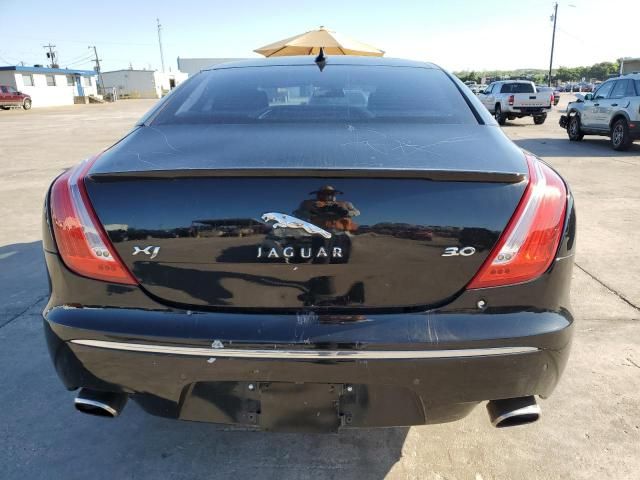 2013 Jaguar XJ