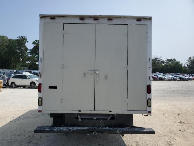 2005 GMC Savana Cutaway G3500