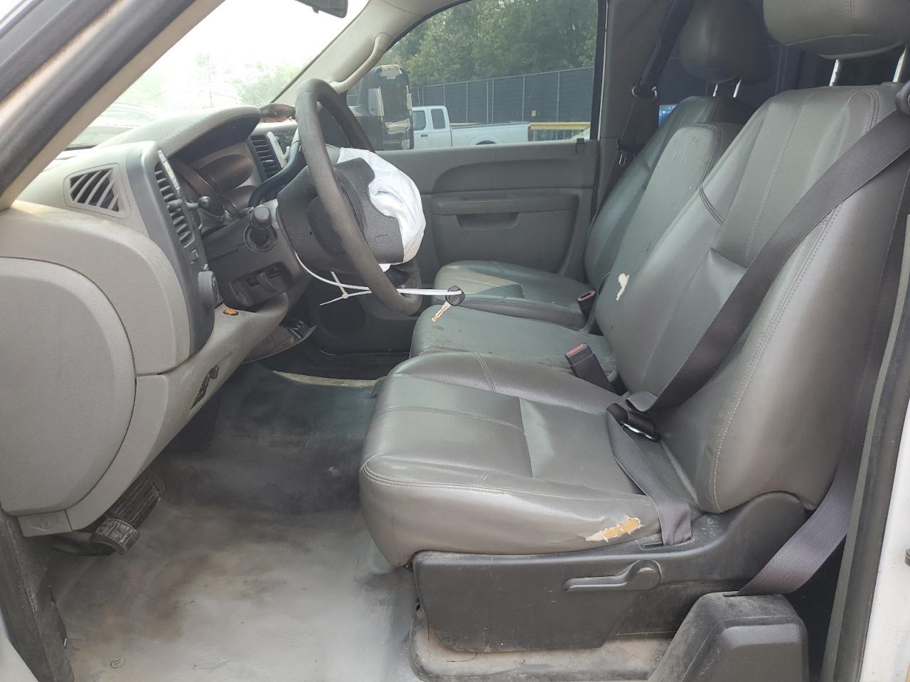 2013 Chevrolet Silverado C2500 Heavy Duty