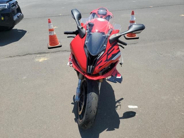 2024 BMW S 1000 RR