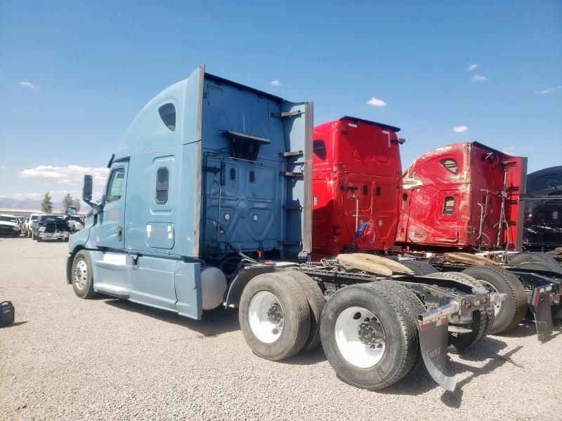 2018 Freightliner Cascadia 126