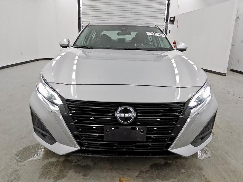 2023 Nissan Altima S