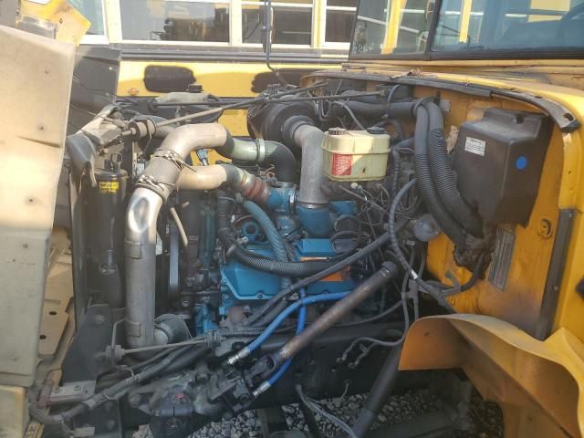 2001 International 3000 3800
