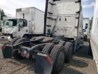 2019 Freightliner Cascadia 126