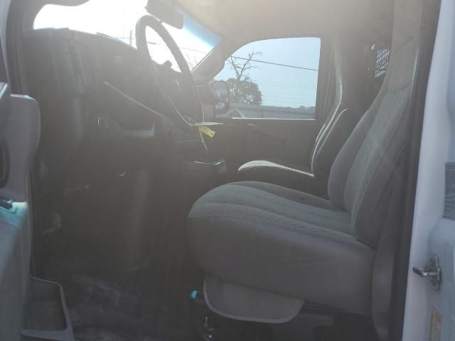 2021 Chevrolet Express G2500