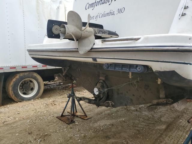 1999 Maxum Boat