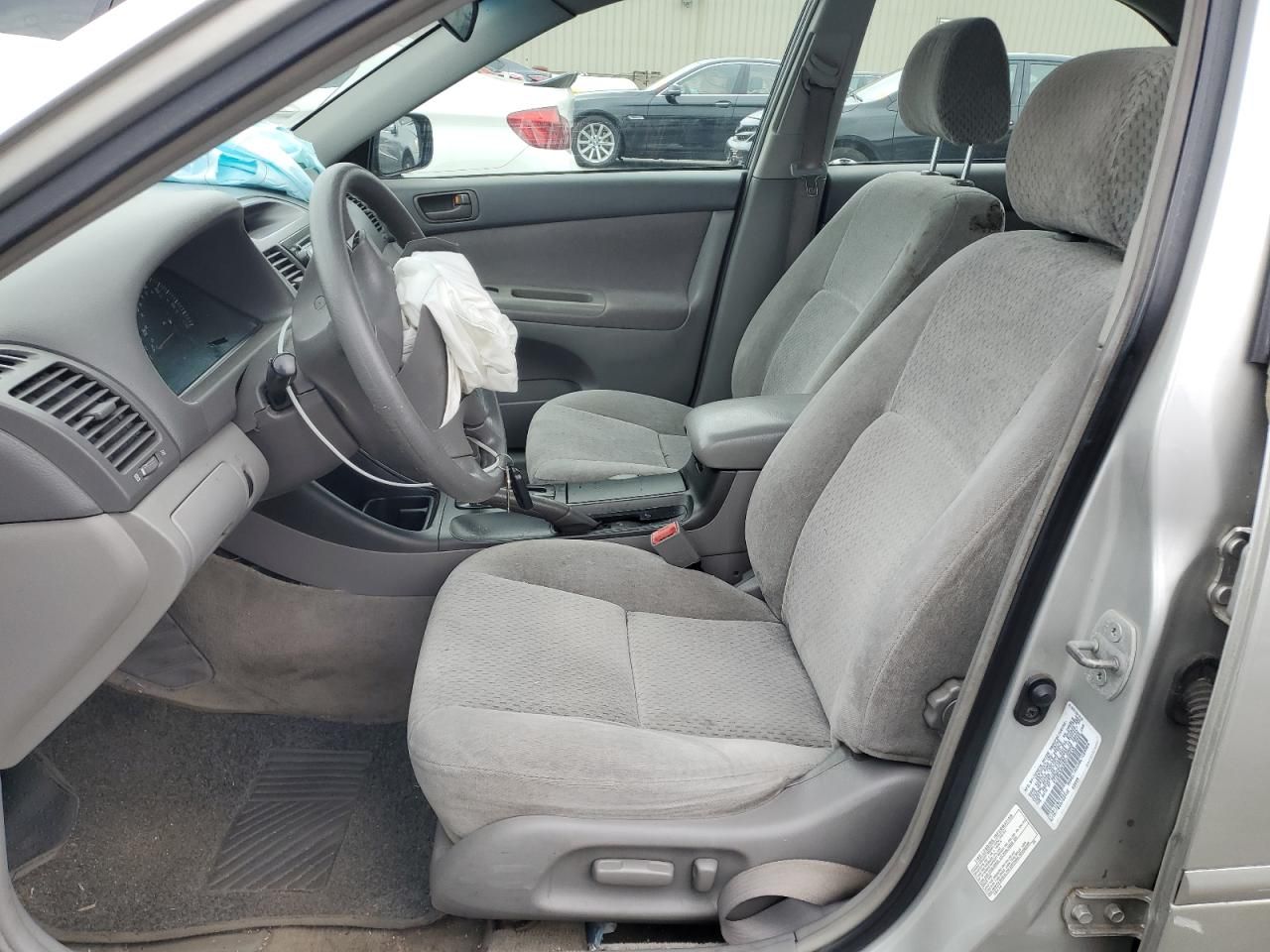 2003 Toyota Camry le