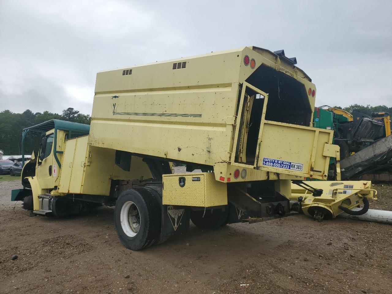2013 Freightliner M2 106 Medium Duty