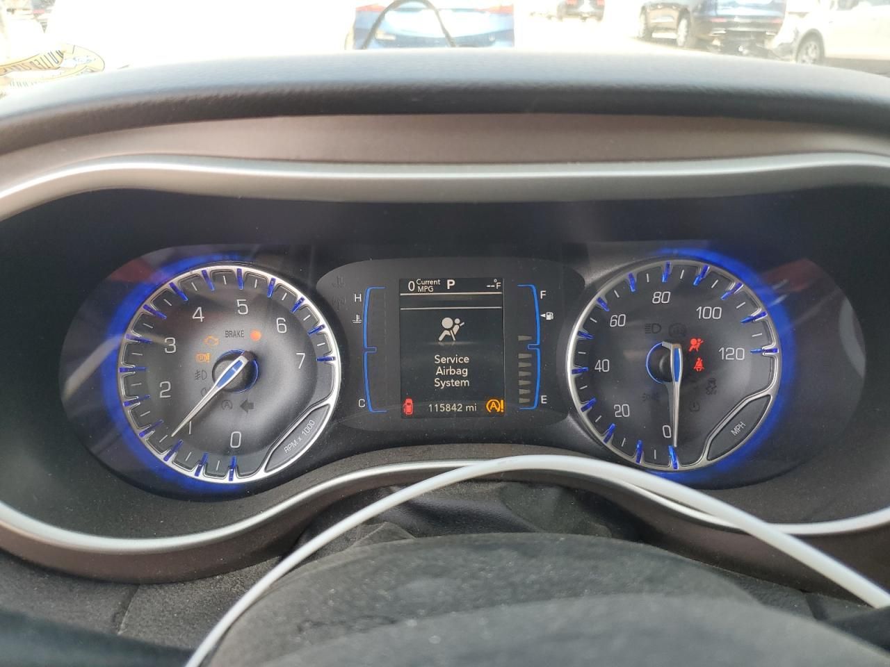 2017 Chrysler Pacifica Touring l