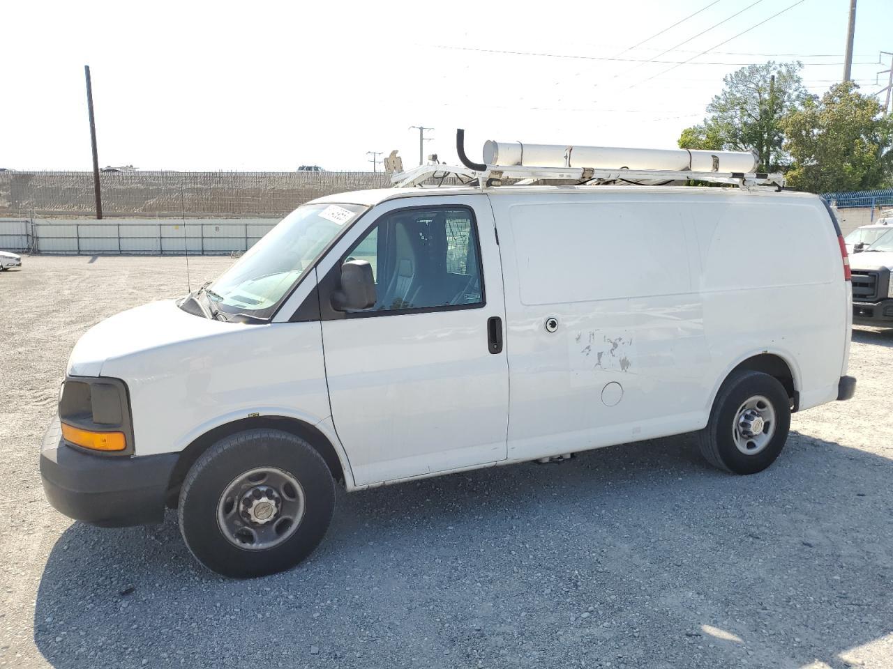 2013 Chev Express G2500