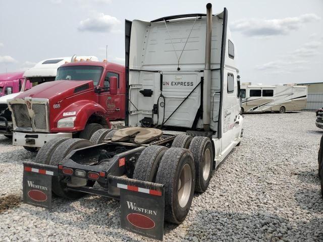 2022 Volvo VNL Semi Truck