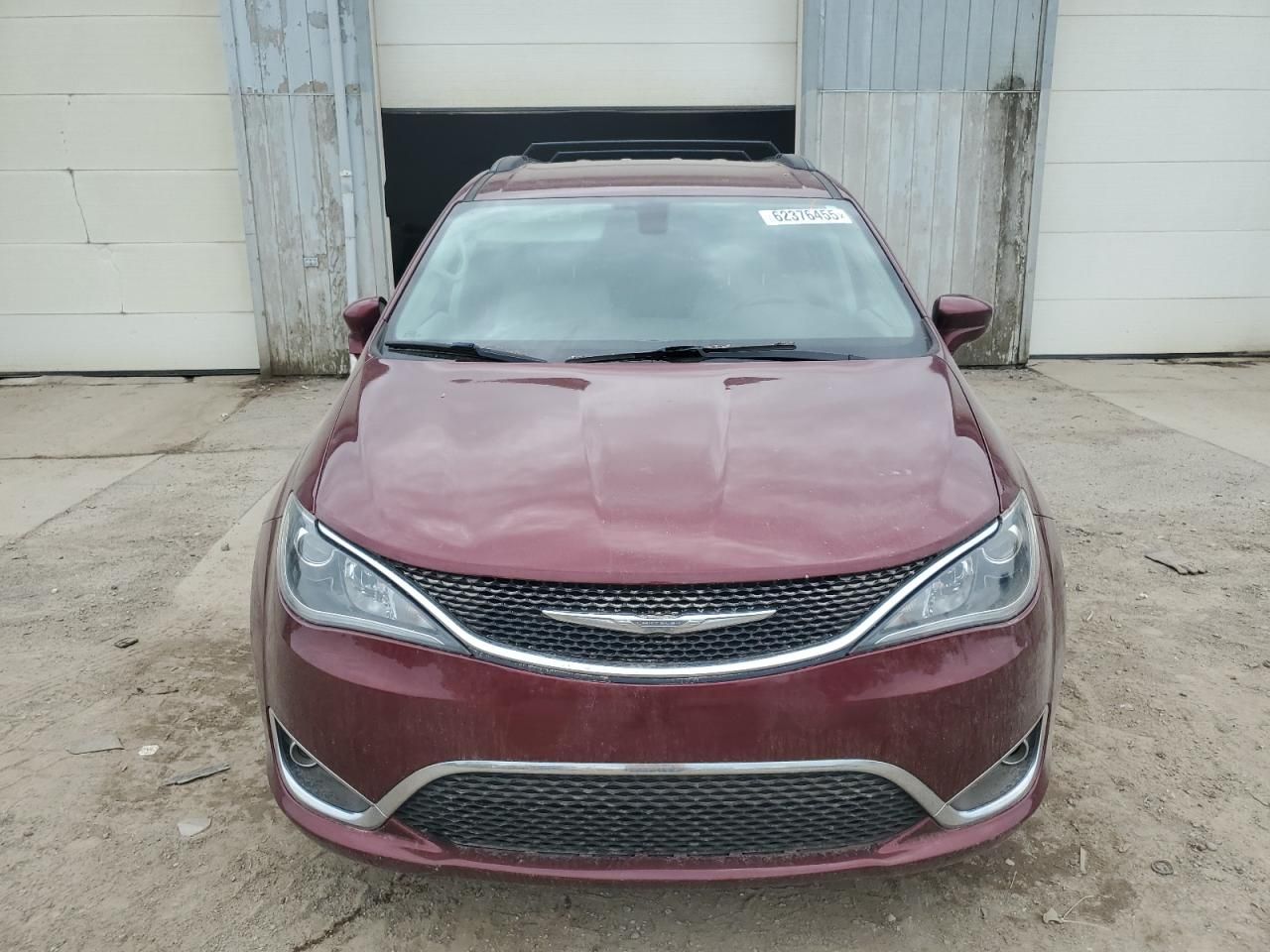 2017 Chrysler Pacifica Touring l