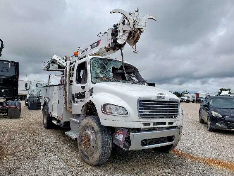 2022 Freightliner Business Class M2 Digger Derricktruck