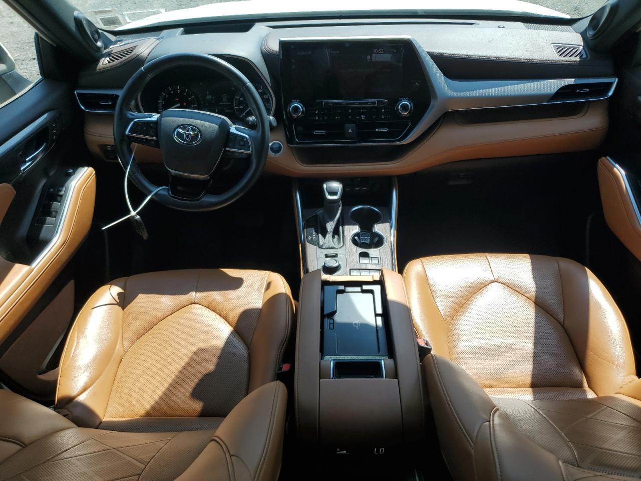 2021 Toyota Highlander Platinum