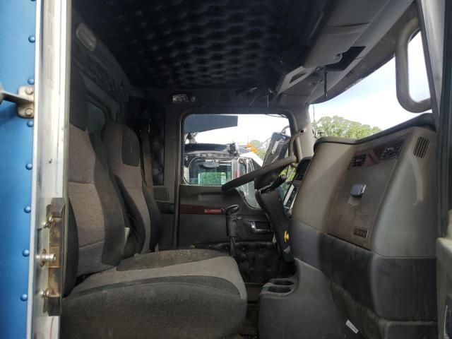2007 Kenworth Construction T800
