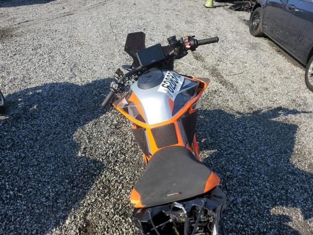 2022 KTM 1290 Super Duke R