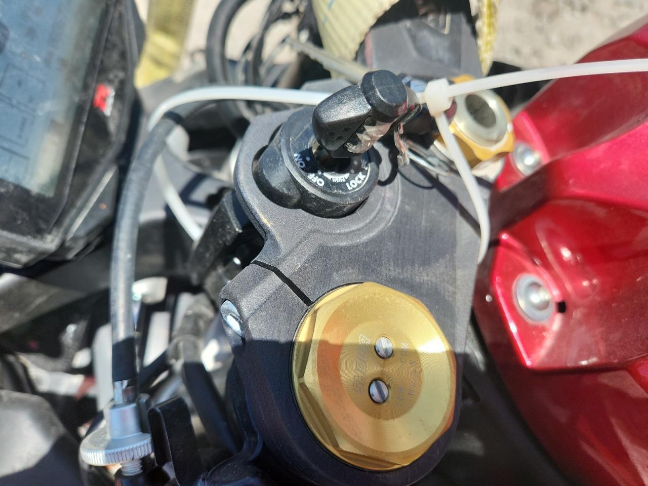 2025 Suzuki GSX-R1000