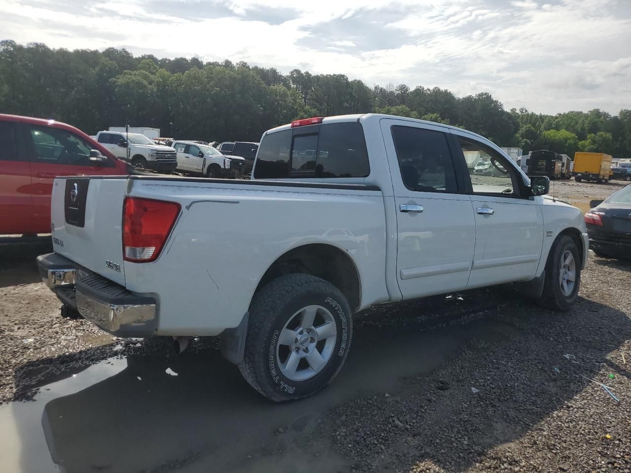 2004 Nissan Titan xe