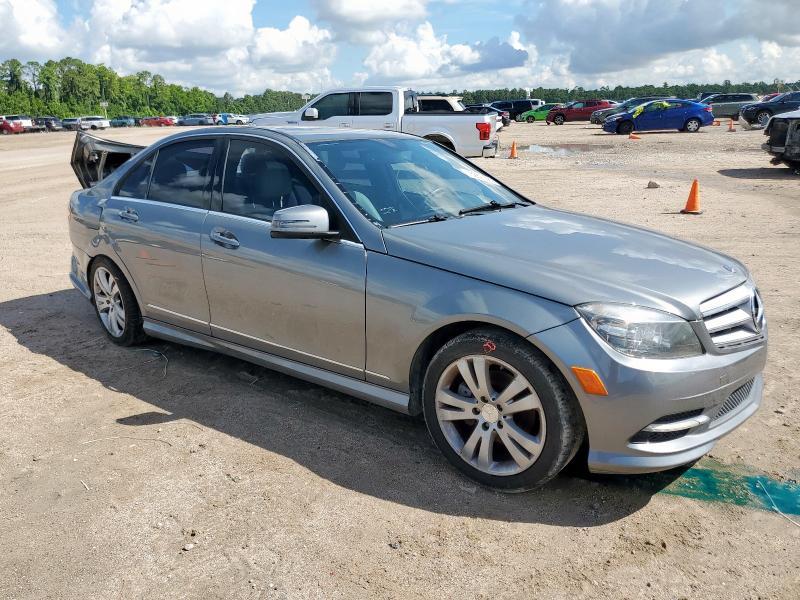 2011 Mercedes-Benz C300