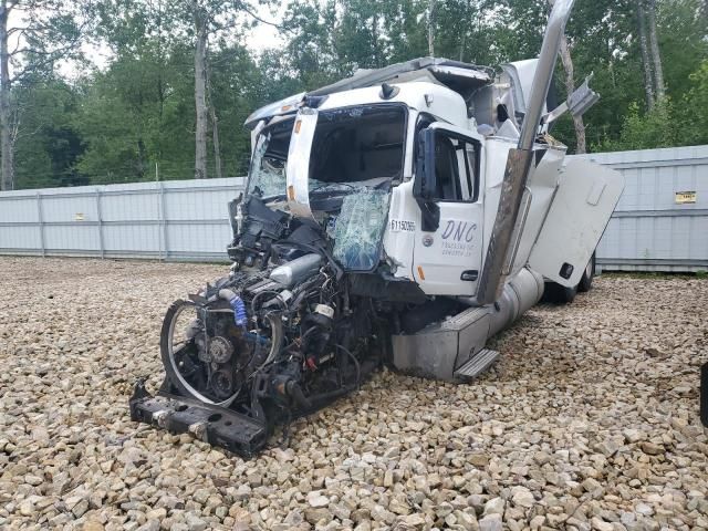 2022 Peterbilt 579 Semi Truck