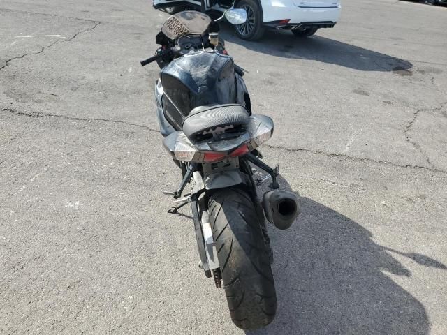 2013 Suzuki GSX-R1000