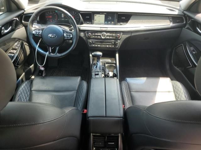 2018 KIA Cadenza Luxury