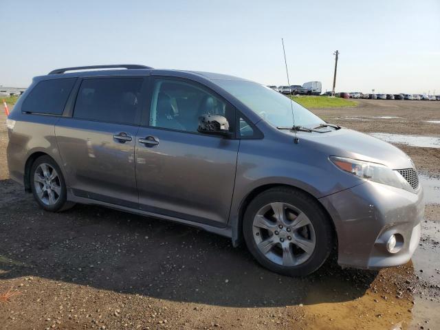 2011 Toyota Sienna Sport