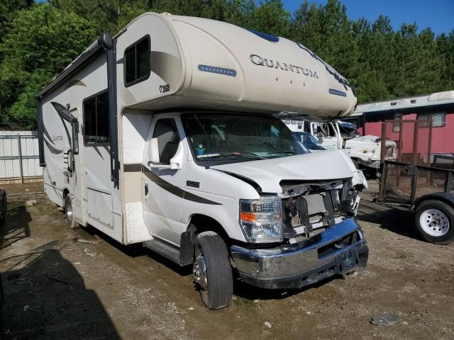 2017 Ford Econoline E450 Super Duty Cutaway Van