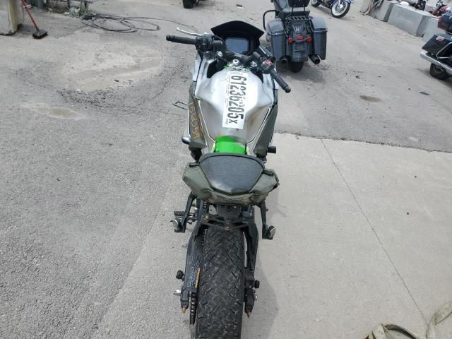 2023 Kawasaki EX650 R
