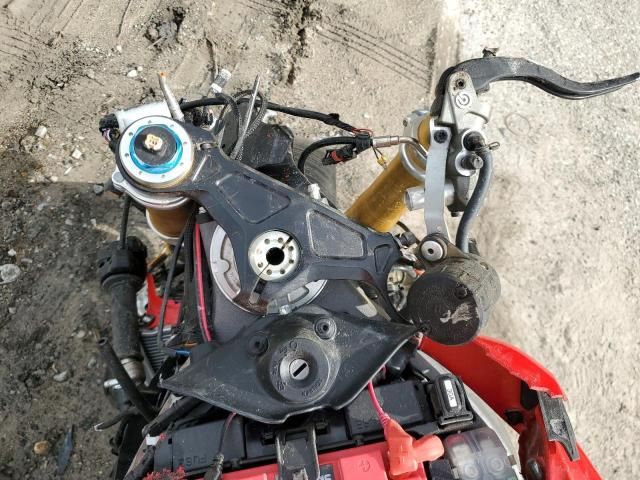 2025 Ducati Panigale V4