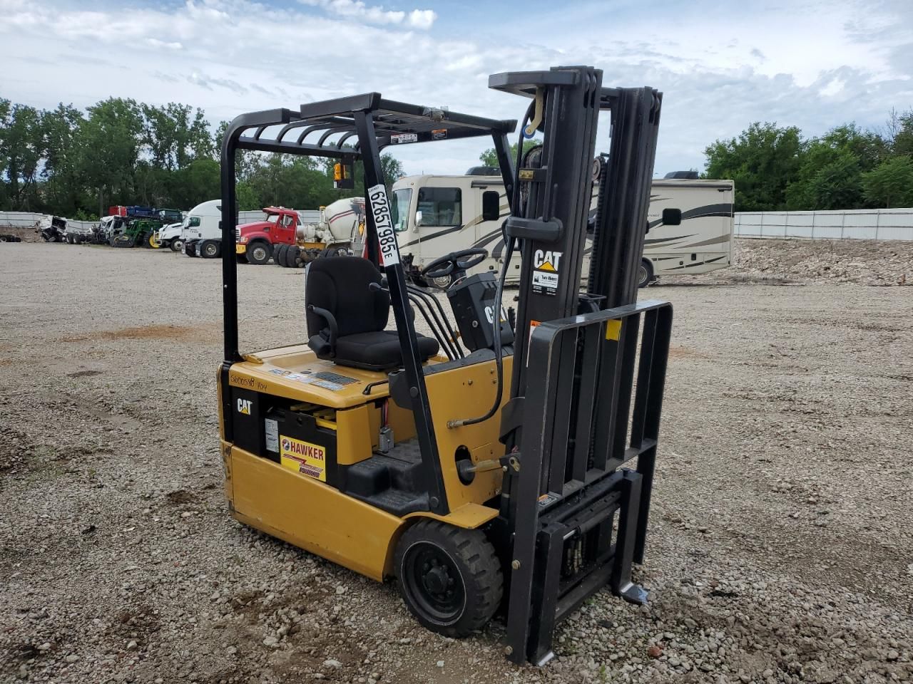 2004 Caterpillar Forklift