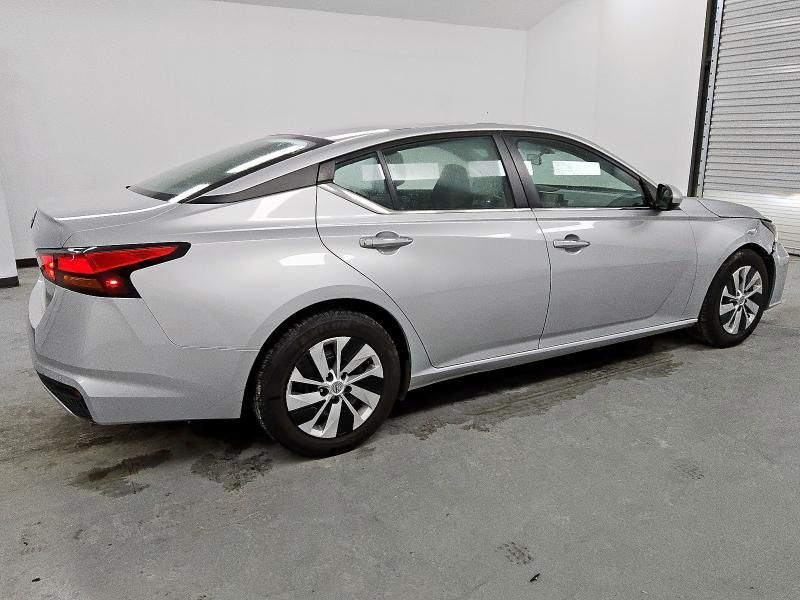 2023 Nissan Altima S