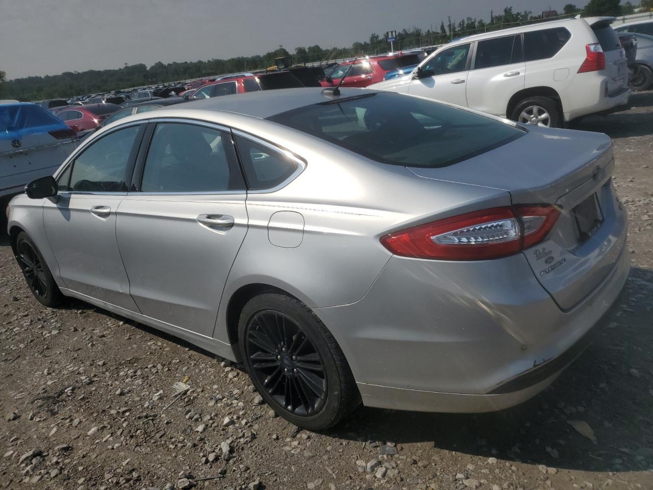2016 Ford Fusion se