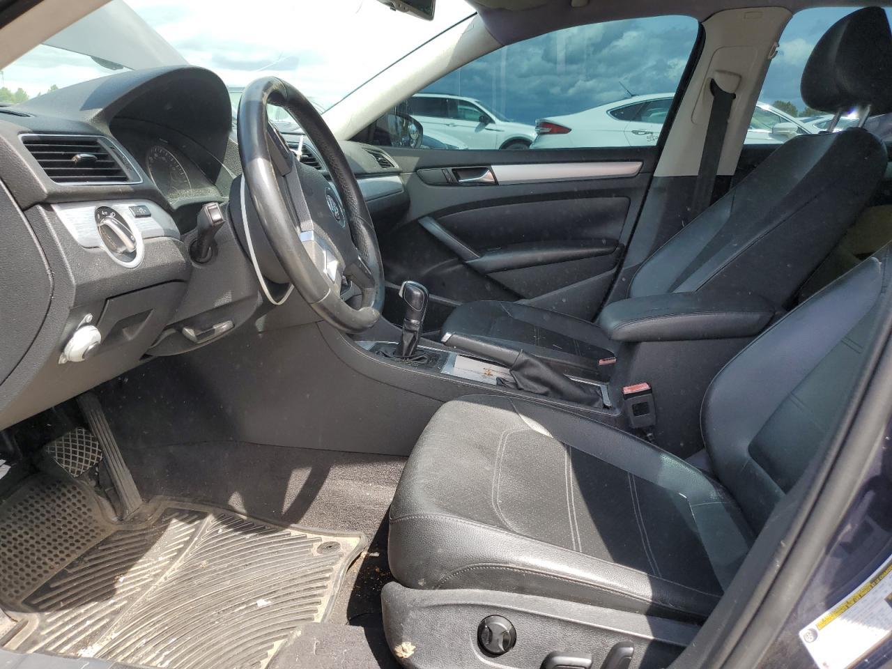 2012 Volkswagen Passat se