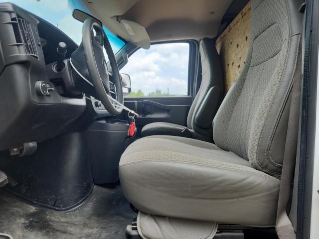2017 GMC Savana G2500