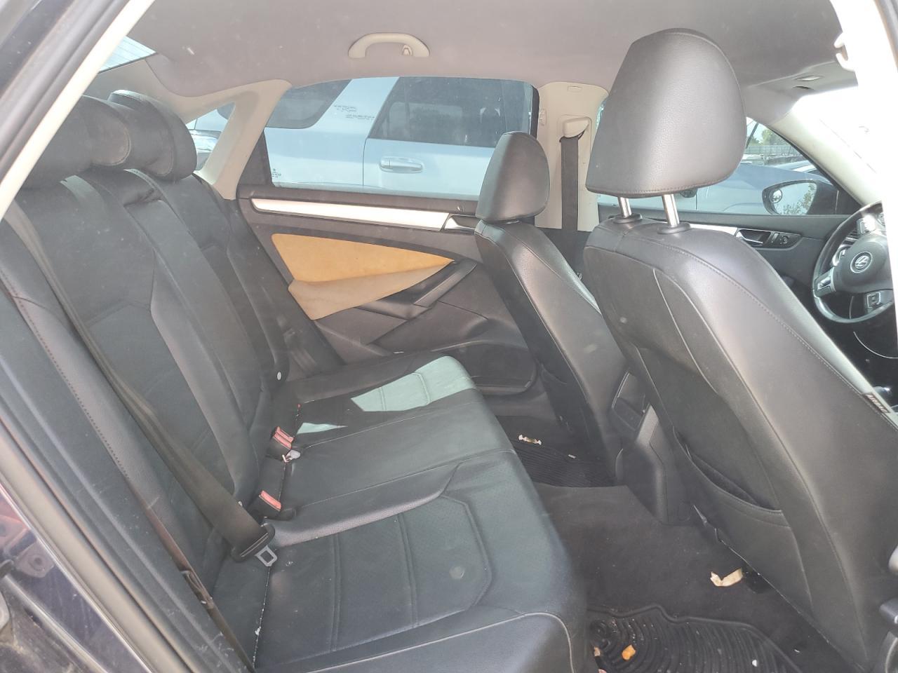 2012 Volkswagen Passat se