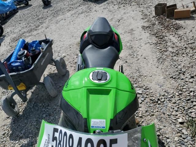 2024 Kawasaki ZX1002 M