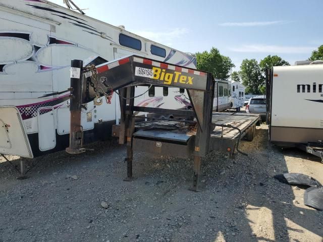 2021 Big Tex 14GN-25BK+5MR Equipment Trailer