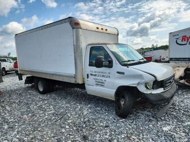 2004 Ford Econoline Commercial