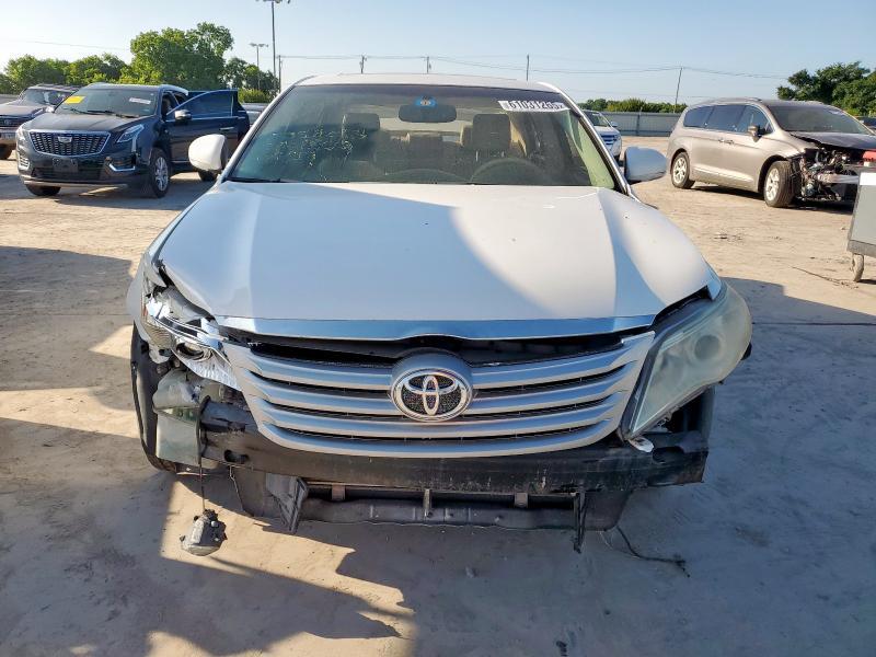 2011 Toyota Avalon Base