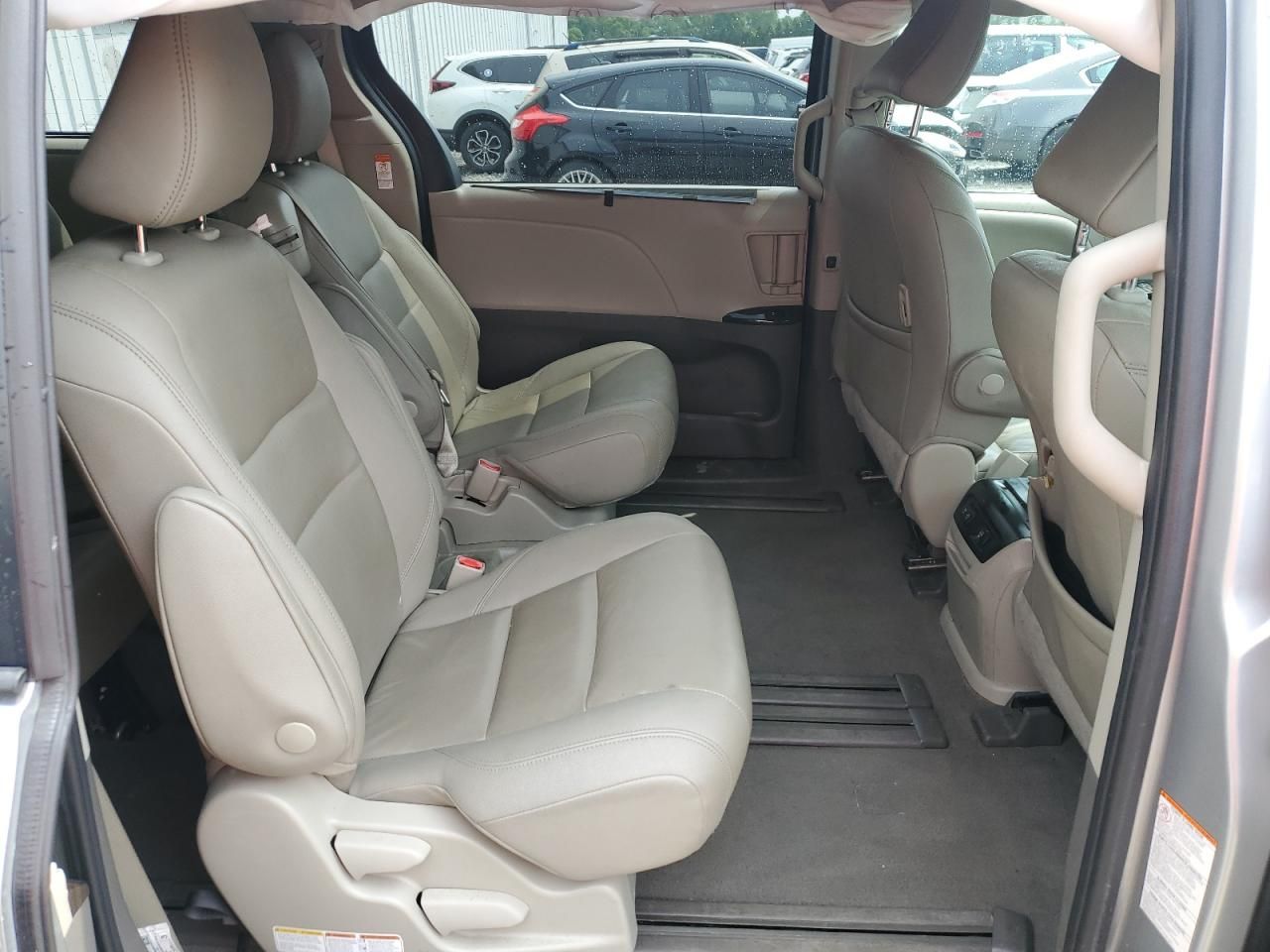 2020 Toyota Sienna xle 8-passenger