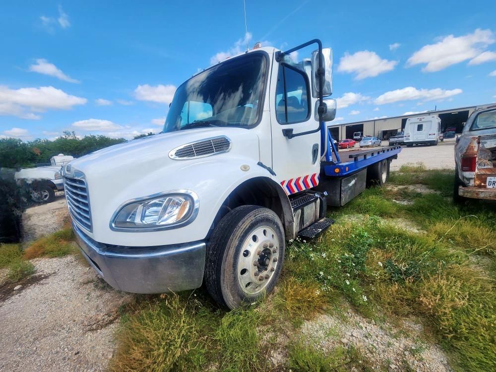 2019 Freightliner M2 106 MED