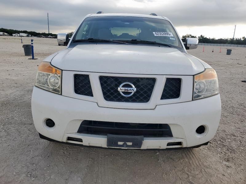 2011 Nissan Armada sv